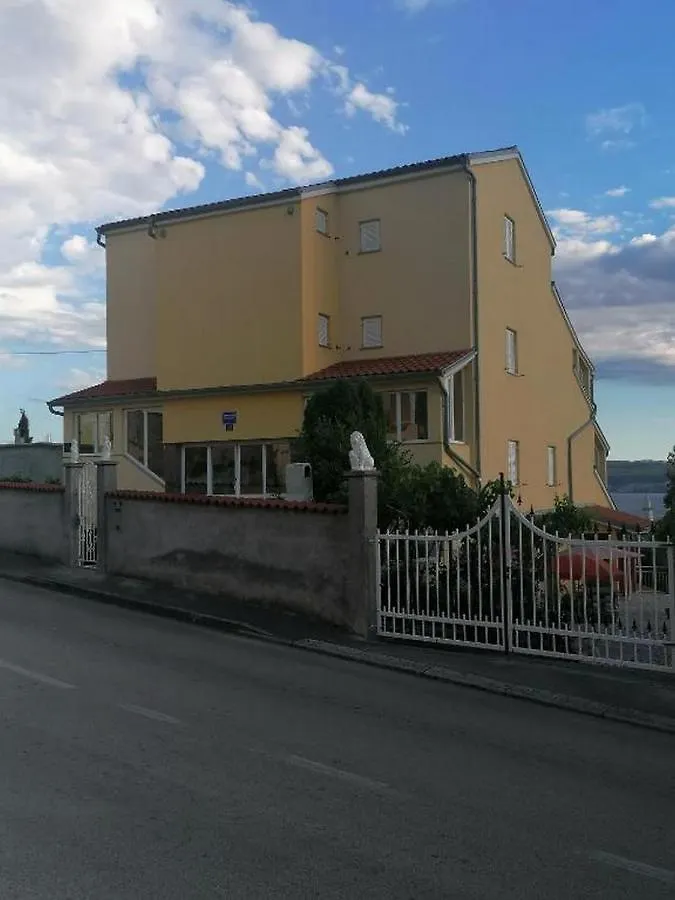 House Panorama Apartment Novi Vinodolski